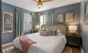 Ferros/tábuas de passar roupa, Wi-Fi, roupa de cama