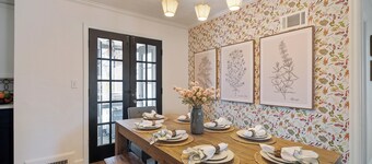 Charming 4-bedroom house.  16 guest, hot tub, sauna, fire pit, arcade, game room