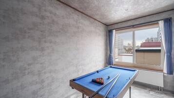 Huoneisto | Pelihuone