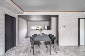 Apartment | Dining - THE HALCYON (Sapporo)