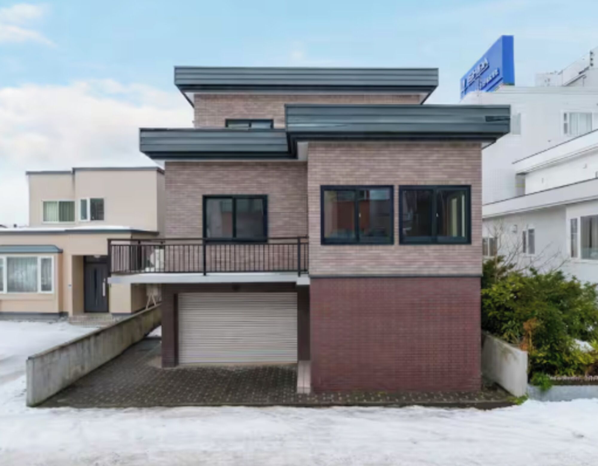 المنشأة من الخارج