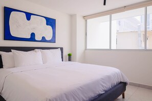 Zimmersafe, Bügeleisen/Bügelbrett, kostenloses WLAN, Bettwäsche