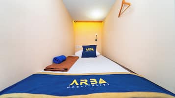 Shared Dormitory, Women only | Free WiFi, bed sheets