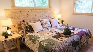 Tabla de planchar con plancha, wifi, ropa de cama