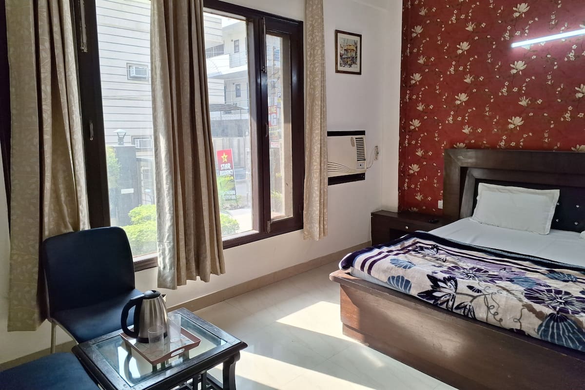 Chambre Double Deluxe, 1 lit double, balcon, vue jardin | Vue sur le jardin