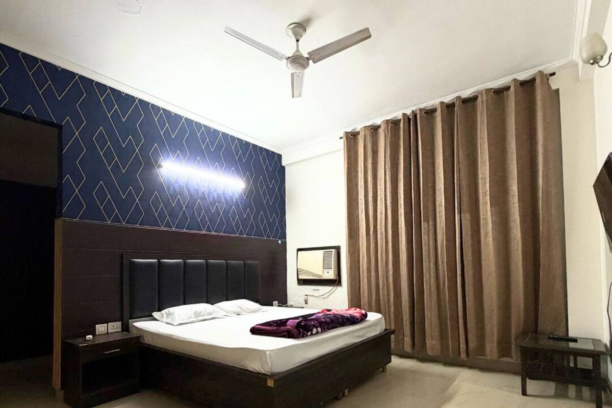 Economy Double Room Single Use, City View | Free WiFi