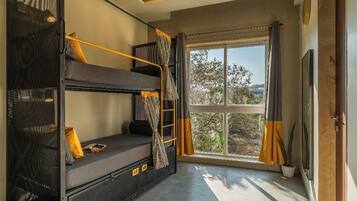 Bed in 6 Bed Female Dormitory | Interior