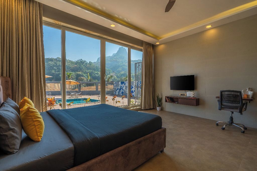Superior Double Room with Balcony and Pool View | Ausblick vom Zimmer