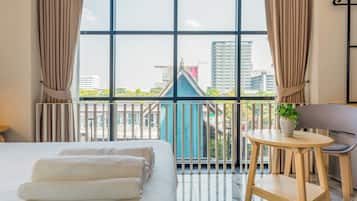 Rom – deluxe, 1 queensize-seng, byutsikt