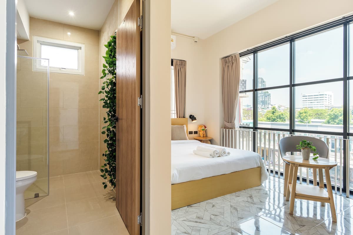 Habitación Deluxe, 1 cama Queen size, vista a la ciudad