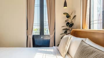 Superior Room, 1 Queen Bed