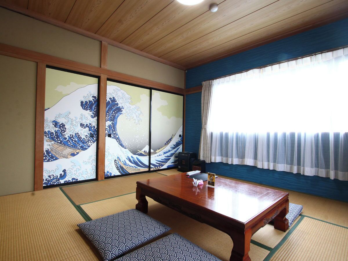 Japanilaistyylinen huone | Ilmainen Wi-Fi