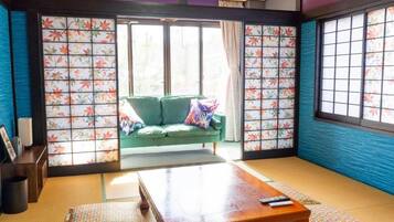 Japanese-Style Room, Mt. Fuji View, Non Smoking | Living area