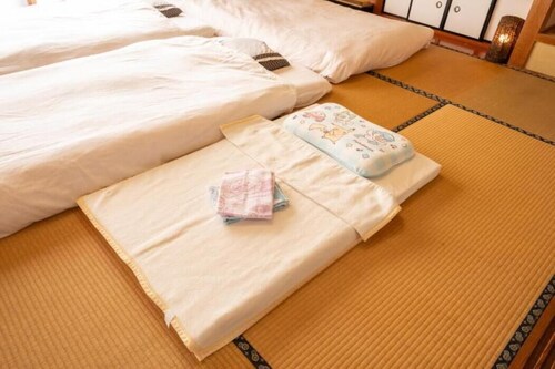 SAKURATARO MOMIJIJIRO NO MIYAKO