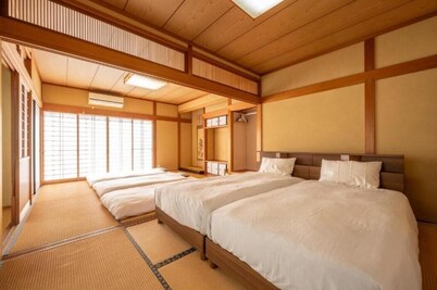 SAKURATARO MOMIJIJIRO NO MIYAKO