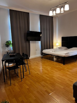 Basic Apartment - Pleasant 2BR Apt Near U6 Schöpfwerk (Vienna)