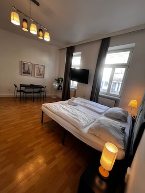 Basic Apartment - Pleasant 2BR Apt Near U6 Schöpfwerk (Vienna)