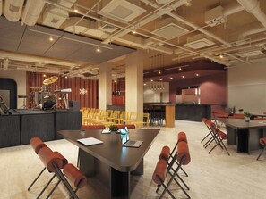 Bar (on property) - Student Only True Nottingham (Nottingham)