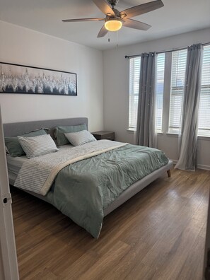 2 bedrooms, desk, iron/ironing board, free WiFi
