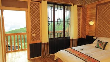 Chambre Classique avec lits jumeaux, balcon, vue colline | Wi-Fi gratuit