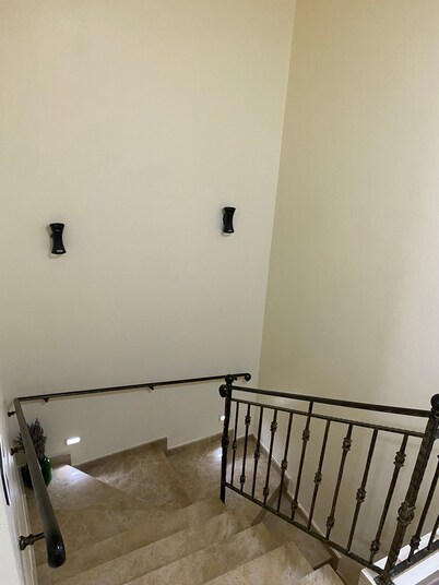 Room-charming Guest Room Rental in Jaj L