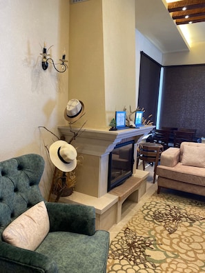 Shared Dormitory, Multiple Bedrooms, Smoking, Balcony | Living room - Room-charming Guest Room Rental in Jaj L (Jaj)