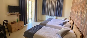 Room-charming Guest Room Rental in Jaj L