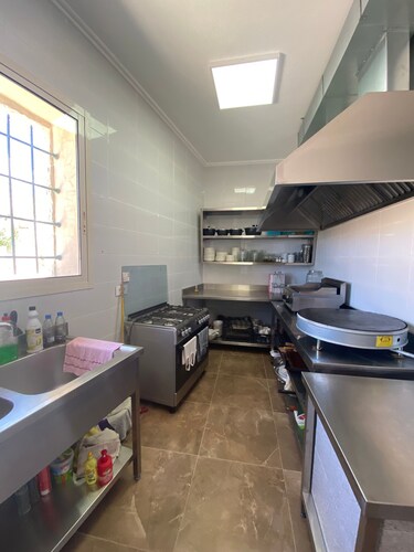 Room-charming Guest Room Rental in Jaj L