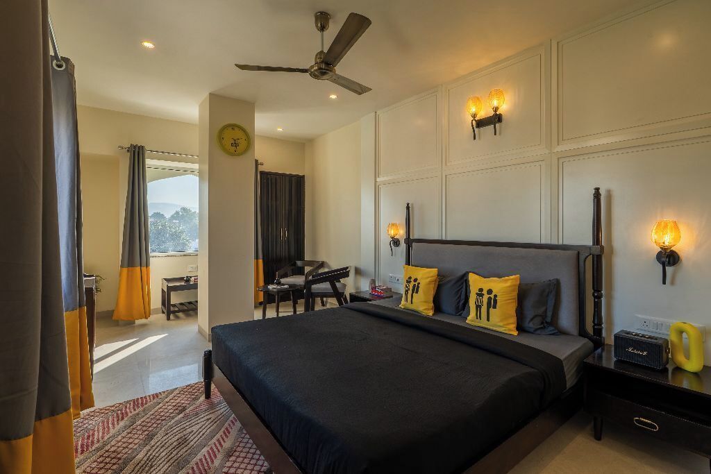 Quarto casal luxo | Wi-Fi de cortesia, roupa de cama