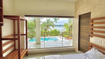 华丽客房, 湖景