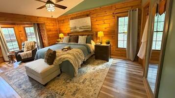 Tabla de planchar con plancha, wifi y ropa de cama