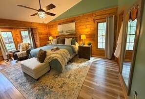 Silitysrauta/-lauta, Wi-Fi, vuodevaatteet