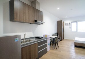 Estudio estándar, vista al mar | Interior