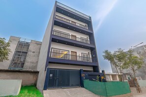 Exterior - Alaya Stays Radhika 2BHK Apartment (Greater Noida)