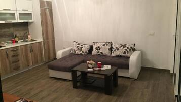 Apartemen (Two bedroom apartment) | Fasilitas properti