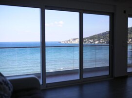 Apartment (Two bedroom apartment) | Balcony