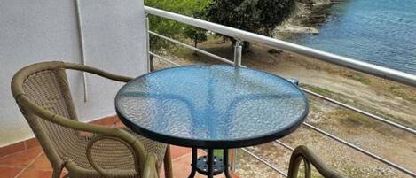 Estudio (Studio apartment with sea view) | Balcón