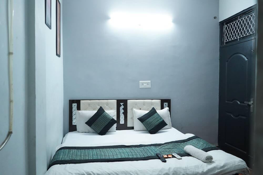 Roomshala Hotel Prince Residency