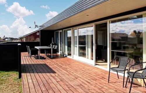 3 bedroom amazing home in Brovst