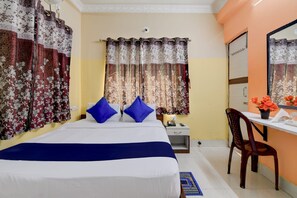 Standard Double Room - Hotel Avinaav Inn (Barasat)