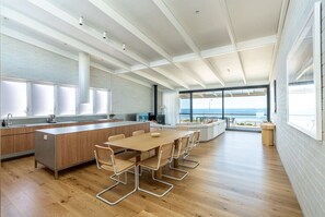 Dining - Reef House: Heated Pool • Beachfront • Gas Fire (Aldinga Beach)