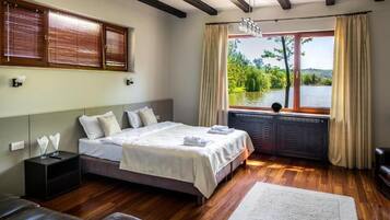 Superior Villa, Balcony, Lake View