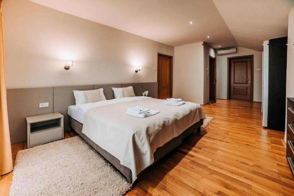 Villa – deluxe, balkong, utsikt mot innsjø