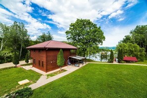 Villa – superior, balkong, utsikt mot innsjø | Eksteriør