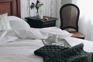 2 slaapkamers, een strijkplank/strijkijzer, wifi, beddengoed