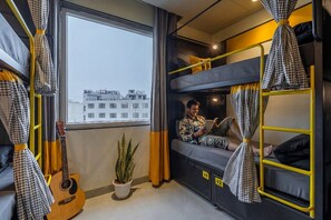 Front of property - The Hosteller Delhi, International Airport (New Delhi)