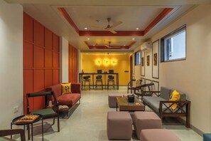 Lobby - The Hosteller Delhi, International Airport (New Delhi)