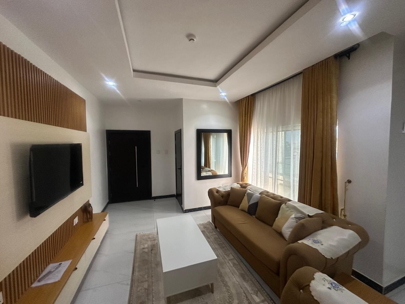 Apartamento familiar, vistas a la ciudad | Zona de estar