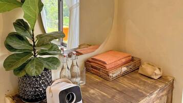 Kahden hengen deluxe-huone, patio, vuoristonäköala | Sisätilat