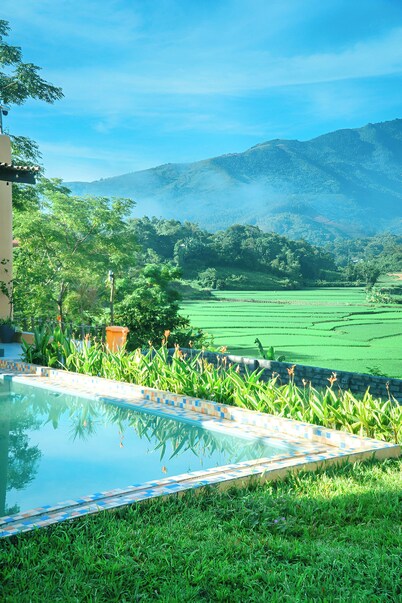 Campo De Sole Villa Hoa Binh